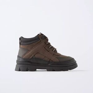 NWT ZARA toddler boys short boot 7T